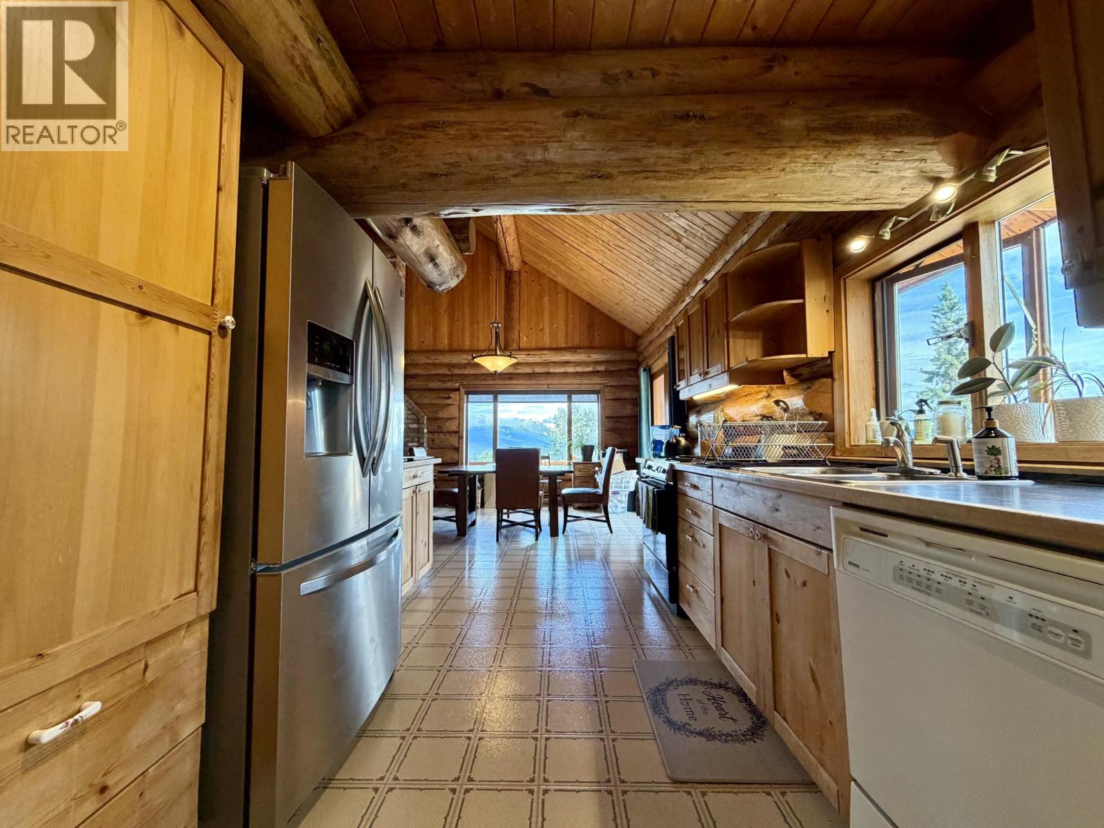 7935 FIR ROAD - 16