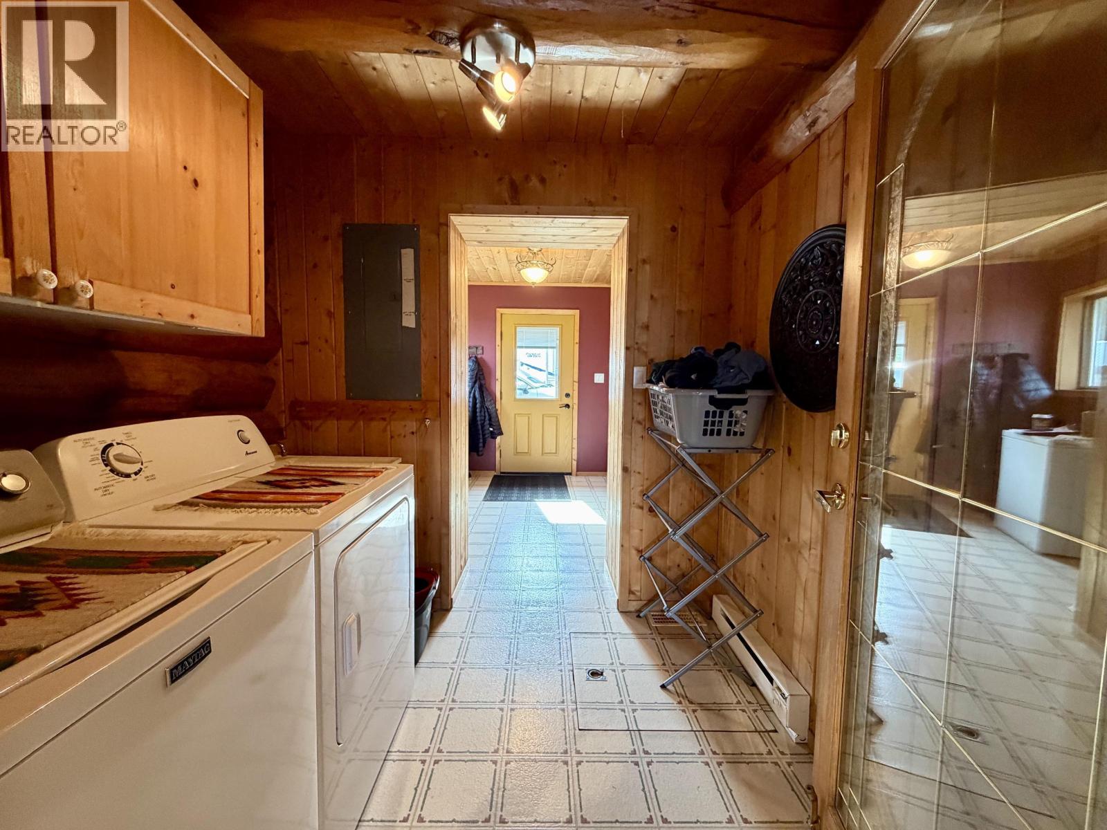 7935 FIR ROAD - 17