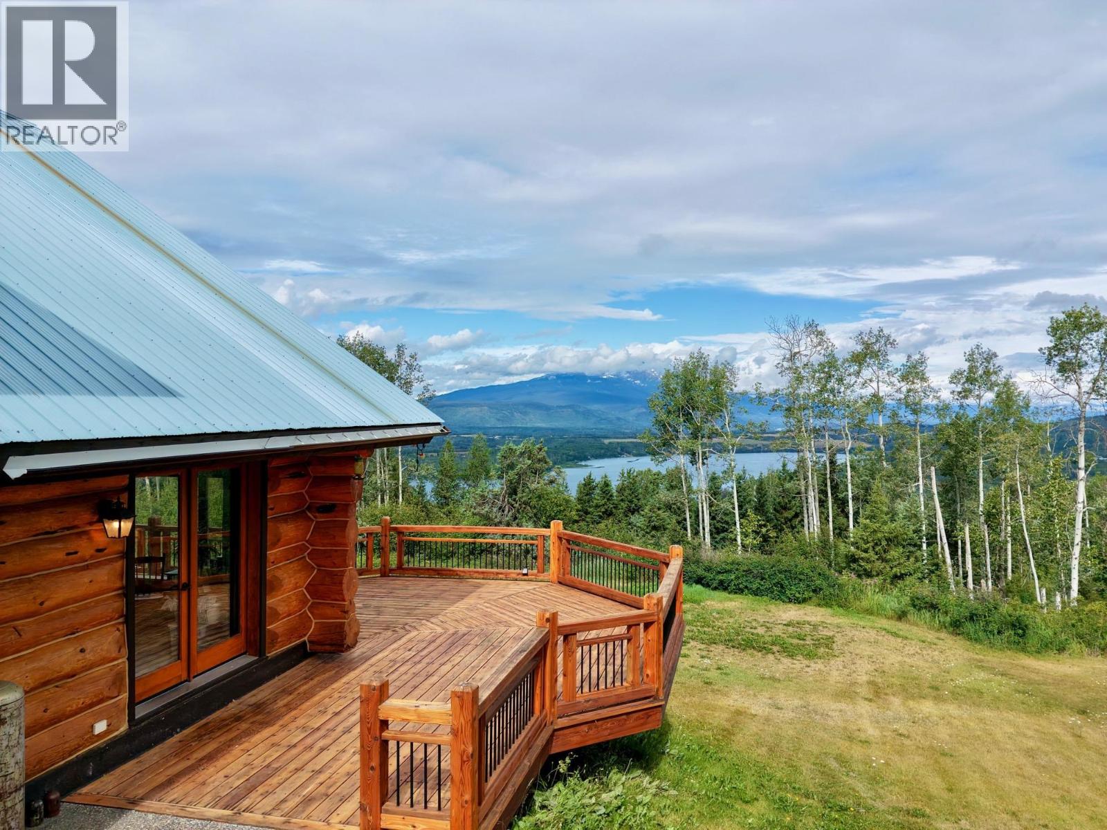 7935 FIR ROAD - 25