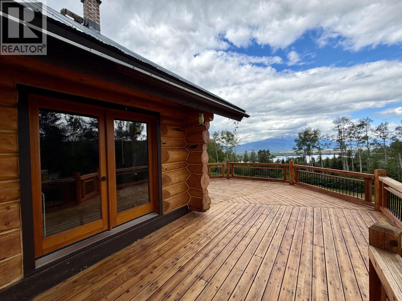 7935 FIR ROAD - 26