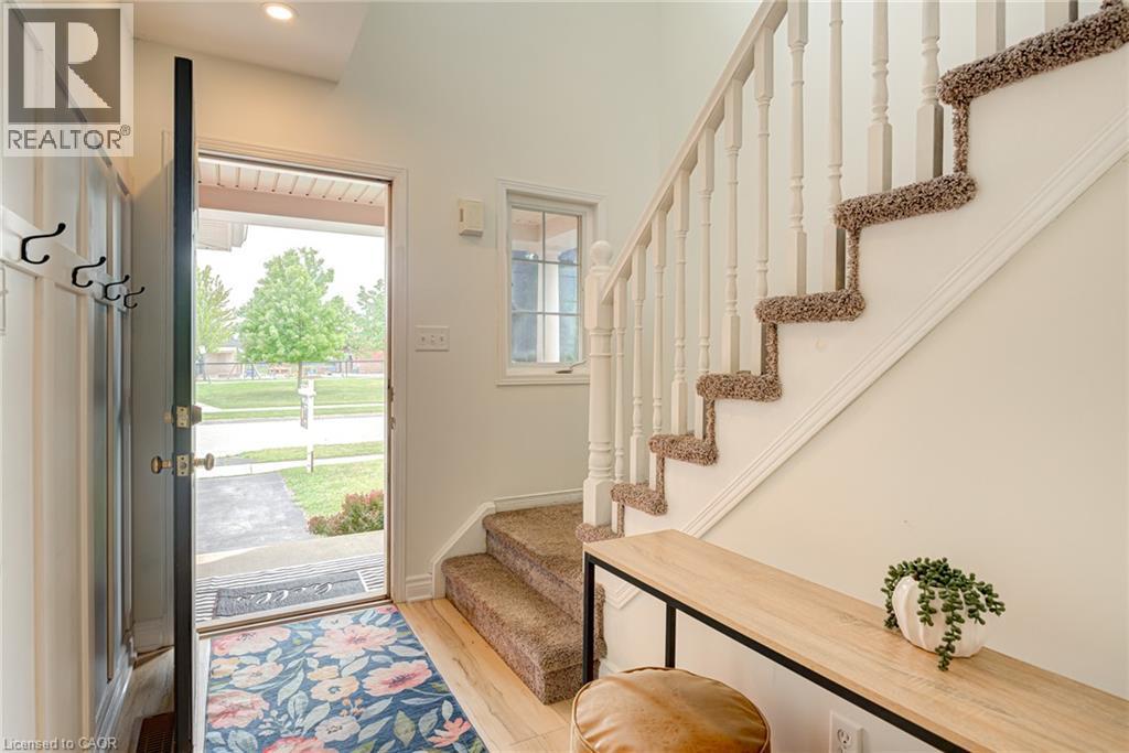 799 COMMONWEALTH Crescent - 6