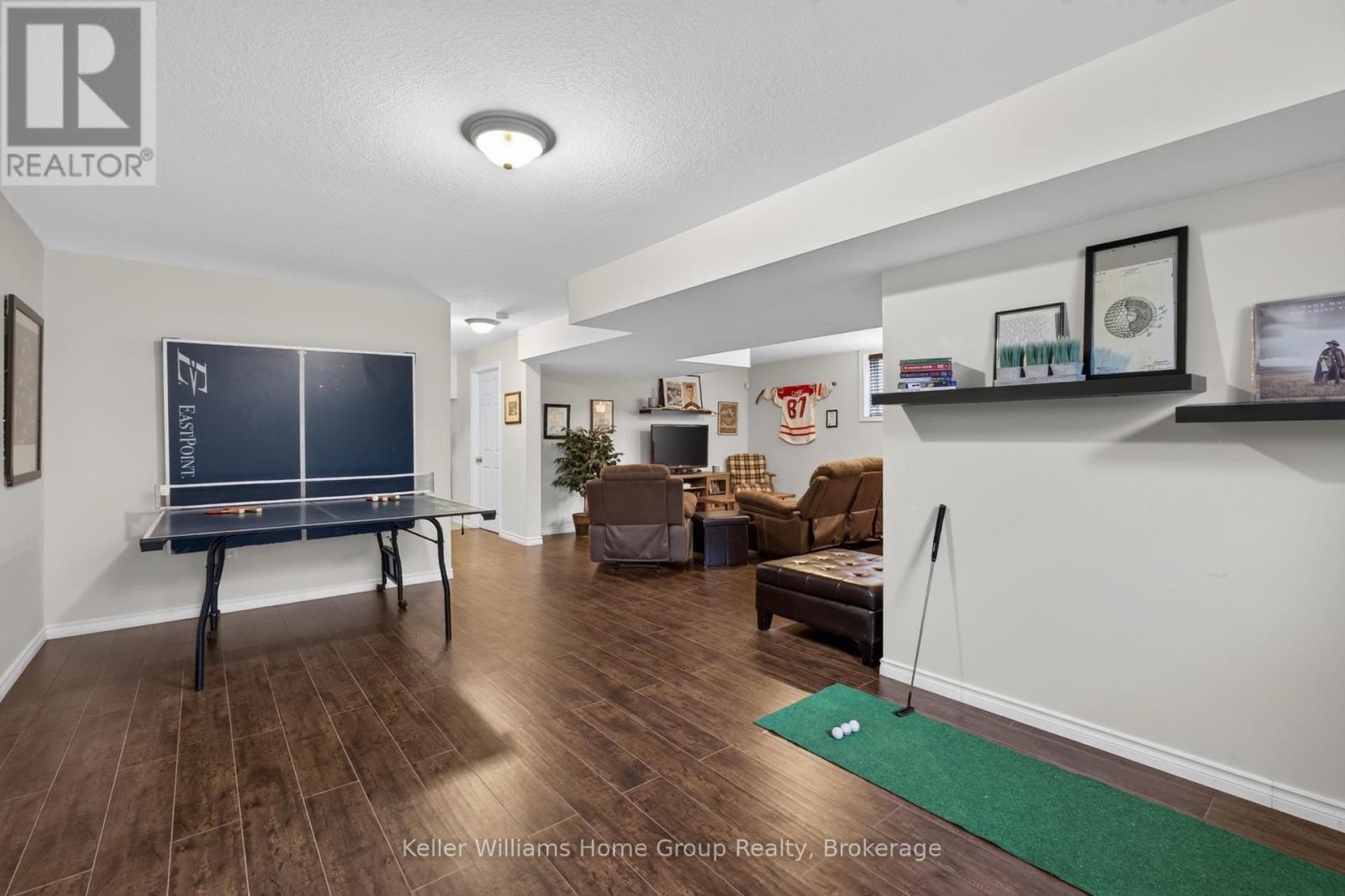 306 COLONIAL DRIVE - Image 35