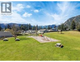 9382 Lakefront Rise, Lake Cowichan, BC V0R2G1 Photo 54
