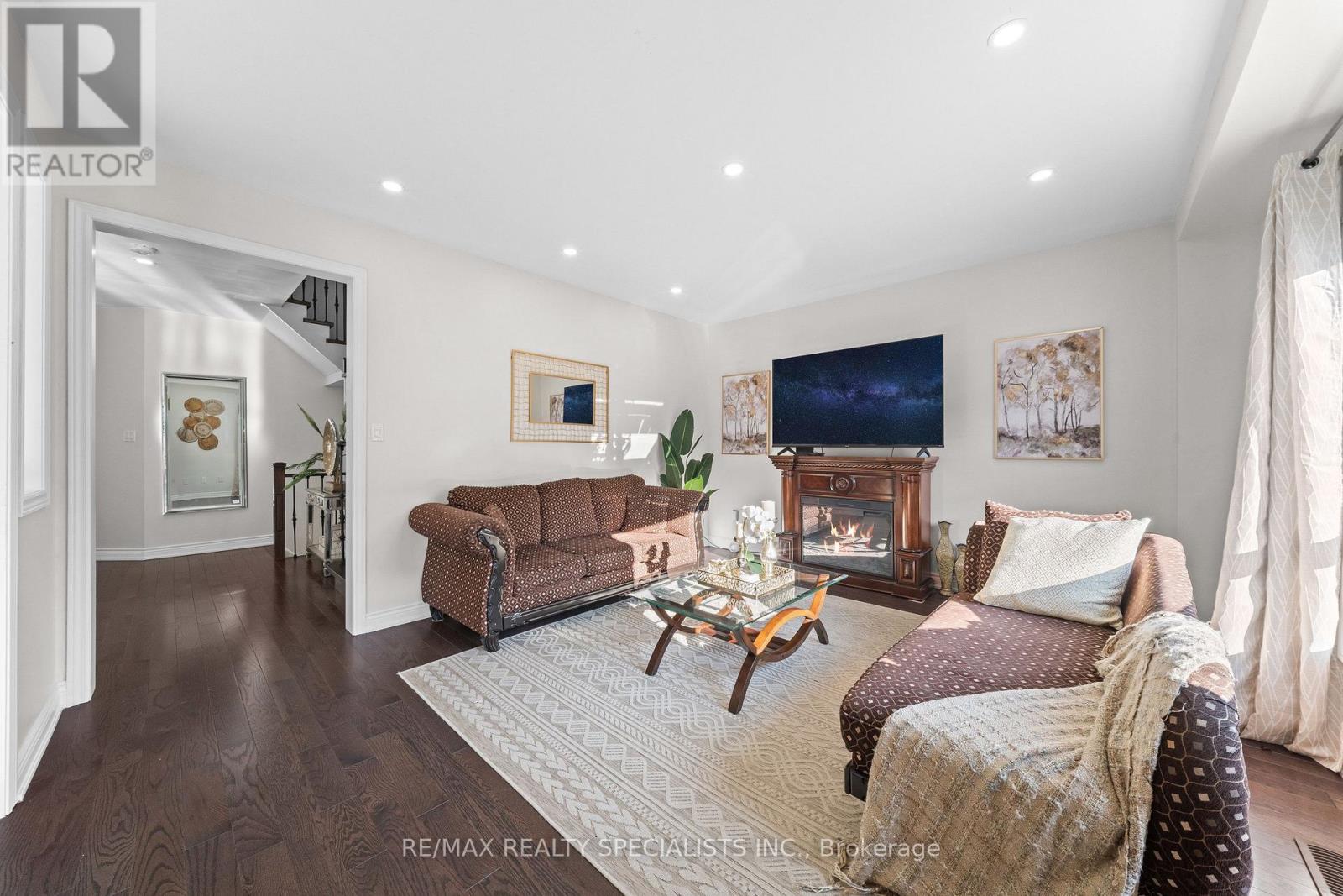 666 HAMMOND STREET - Image 20