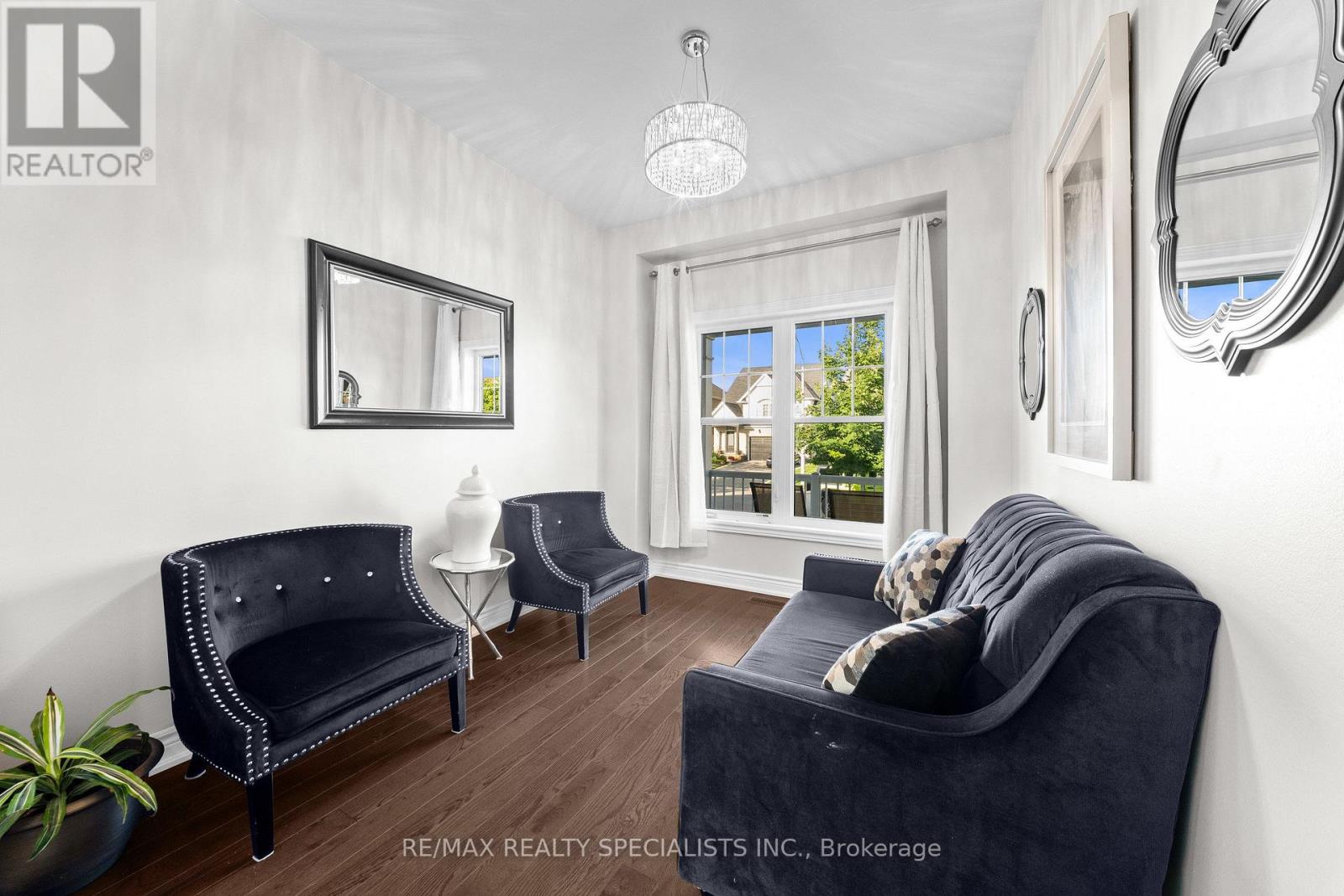 666 HAMMOND STREET - Image 6