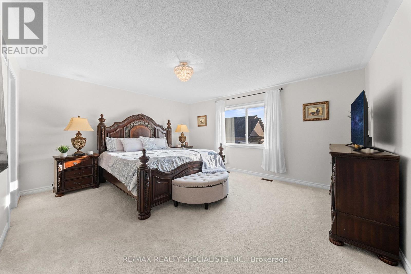 666 HAMMOND STREET - Image 23