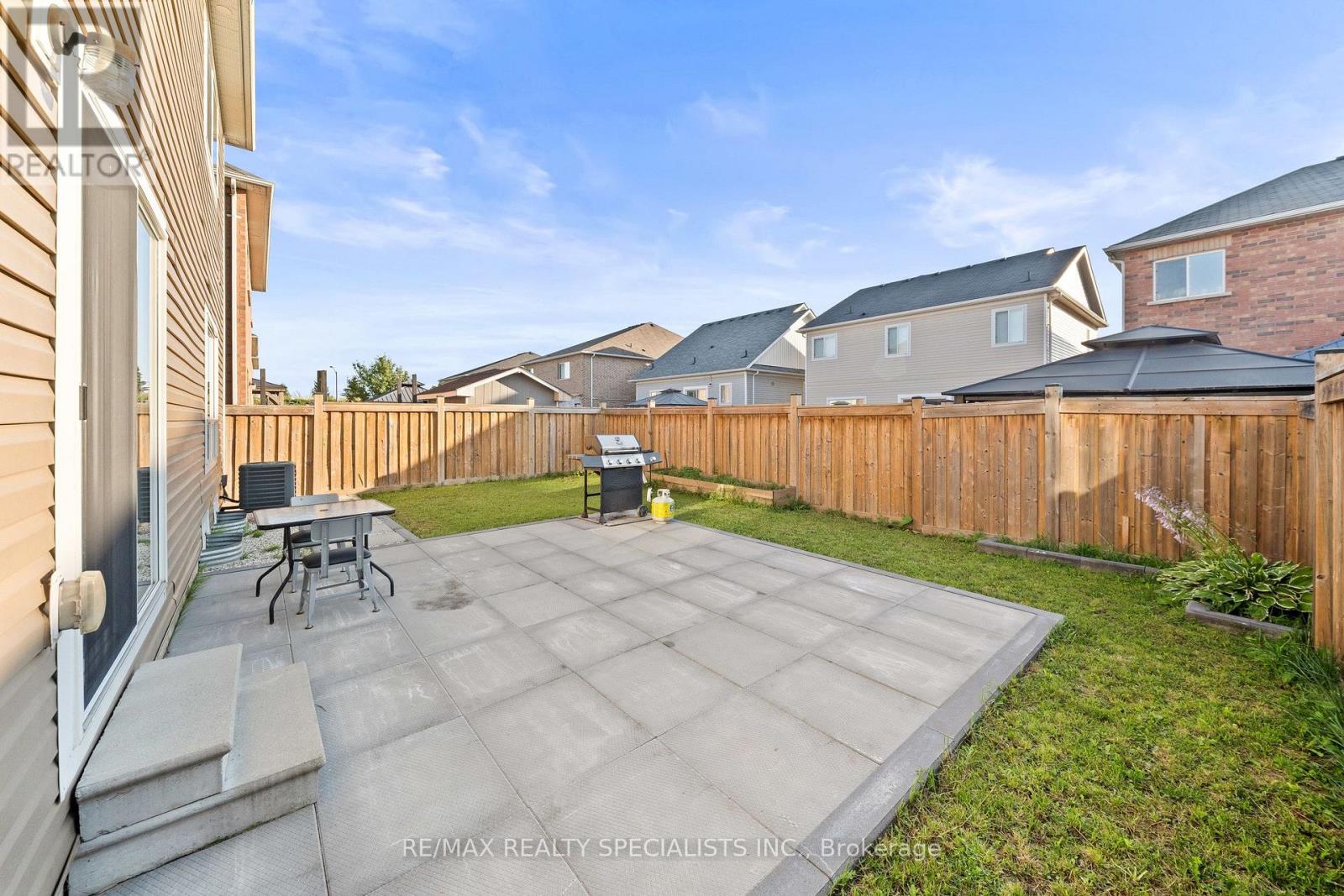 666 HAMMOND STREET - Image 40