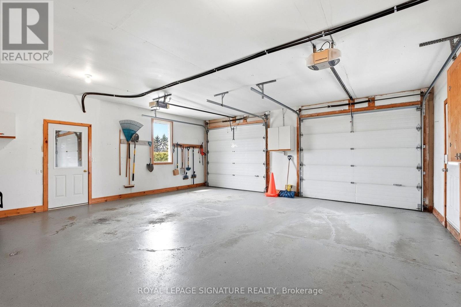 114 LAKEHURST STREET - Image 36