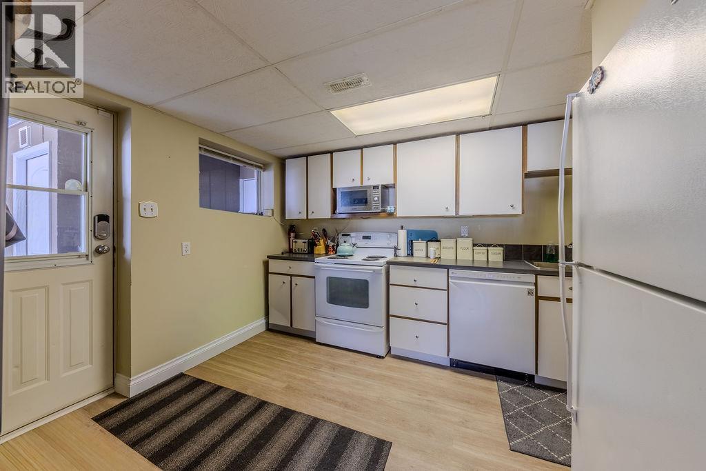 667 Cumberland Avenue - 18