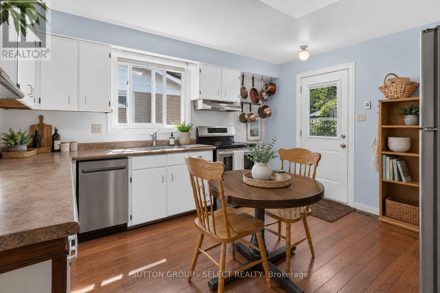 280 CHARLOTTE STREET - 19