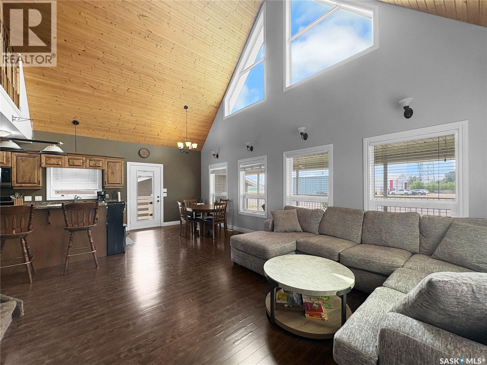 412 Birch DRIVE - 17