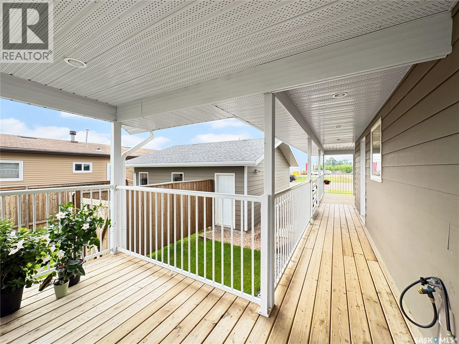 412 Birch DRIVE - 27