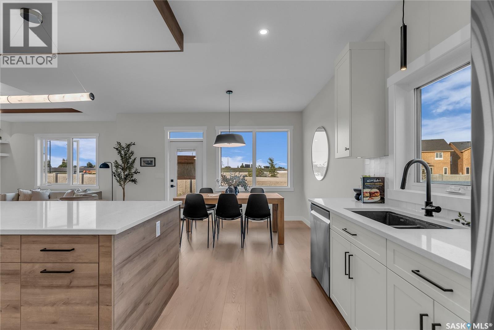 463 Traeger CLOSE - Image 11