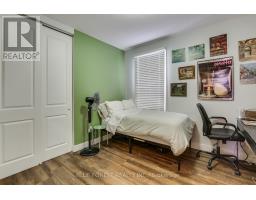 Kitchen - 17 Mcdonald Avenue, London North, ON N6G1A9 Photo 9