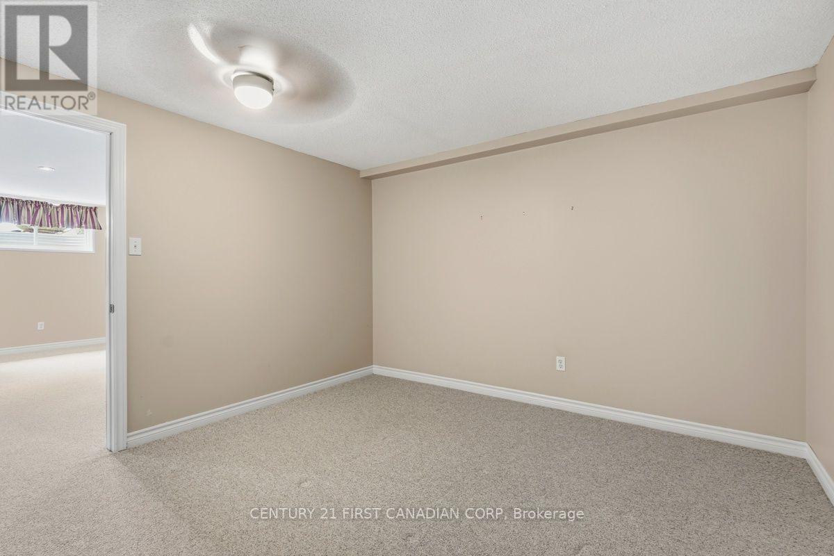 18 COLEMAN COURT - Image 36