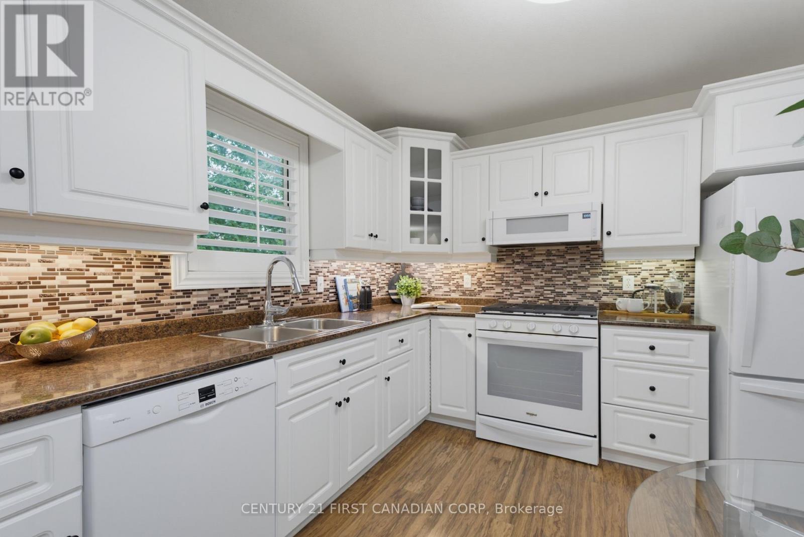 189 GIBSON CRESCENT - Image 11