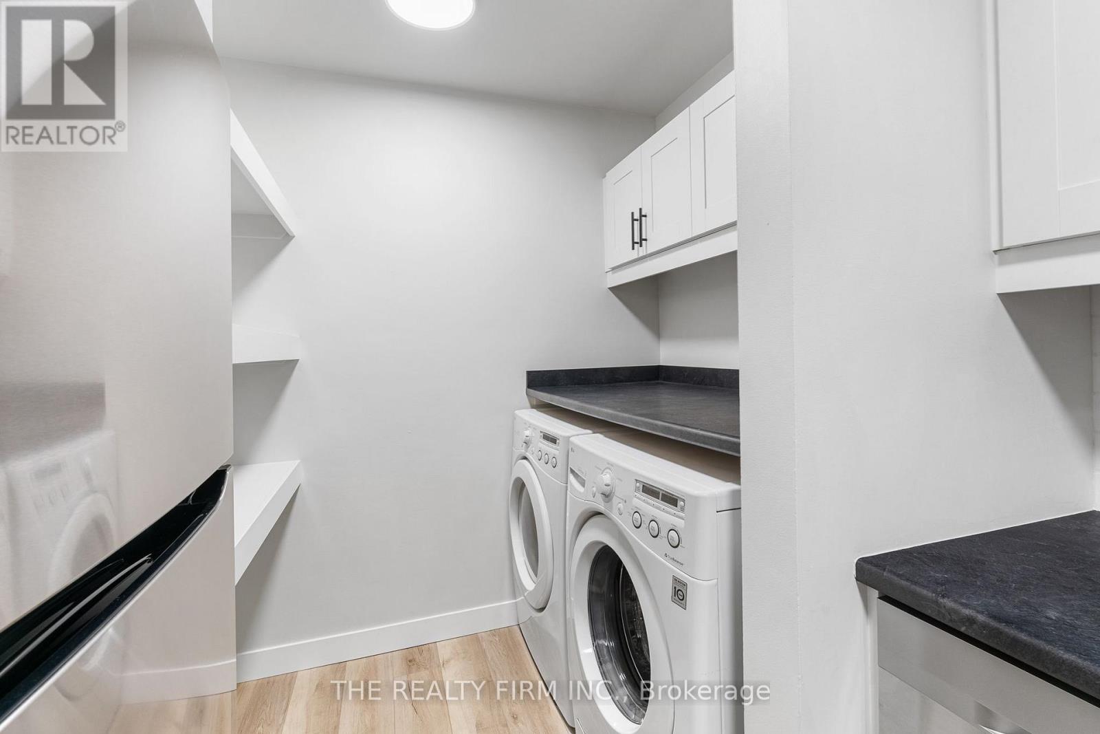 #40 1096 JALNA BOULEVARD - Image 13