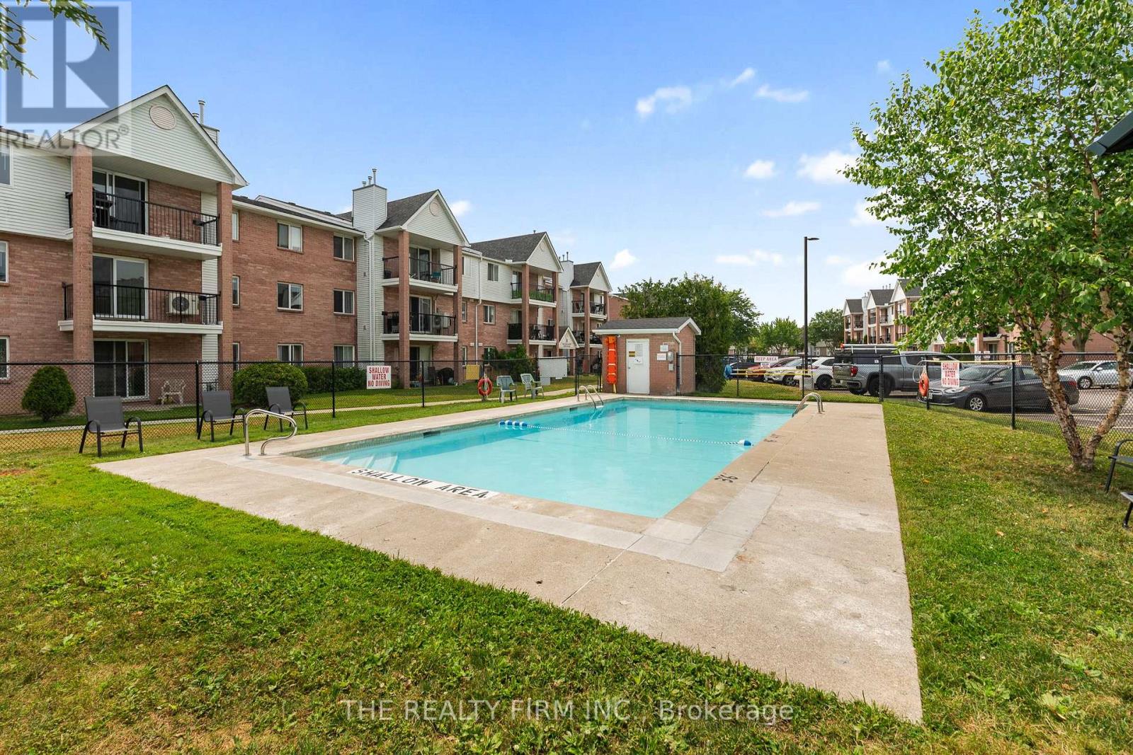 #40 1096 JALNA BOULEVARD - 25