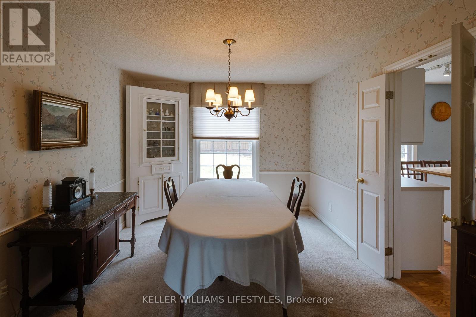 203 MCMASTER COURT - 10