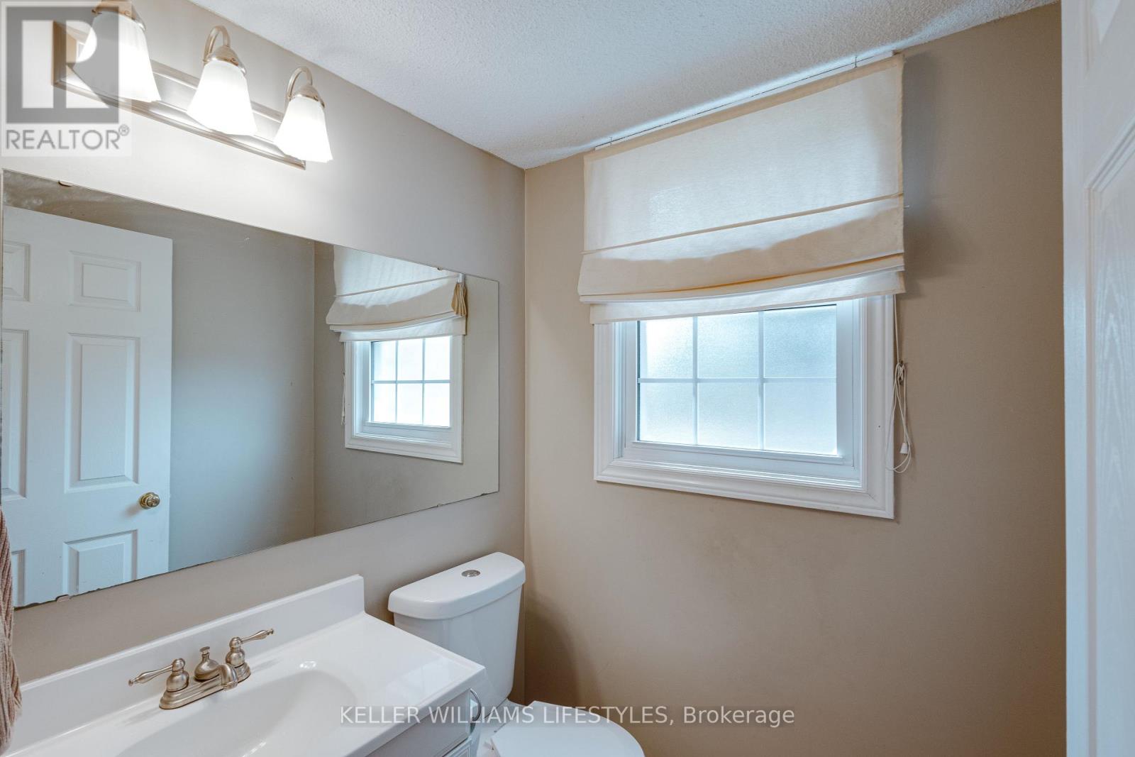 203 MCMASTER COURT - 18