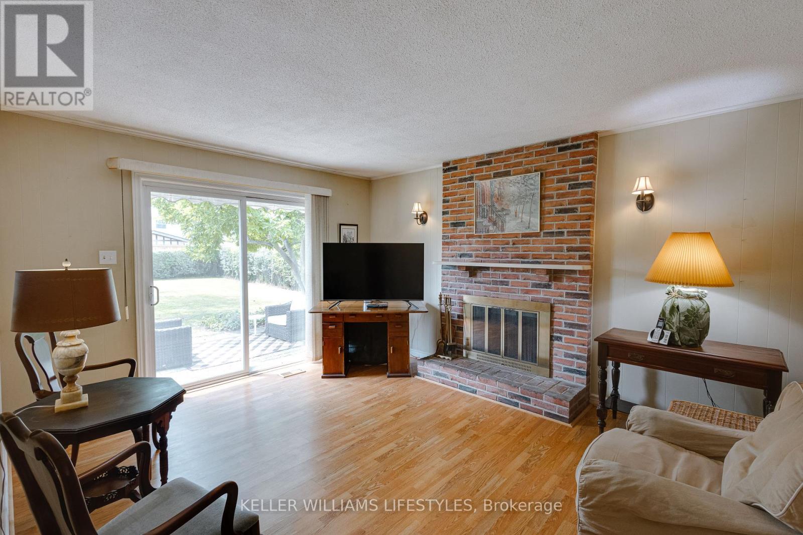 203 MCMASTER COURT - Image 19
