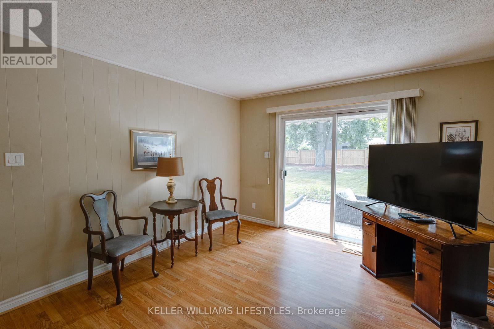 203 MCMASTER COURT - 20