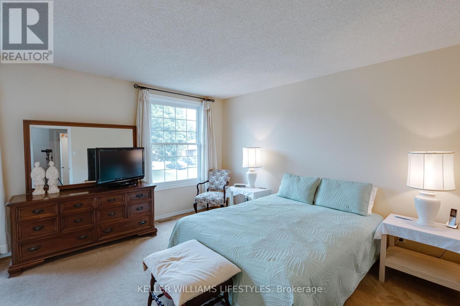 203 MCMASTER COURT - Image 23