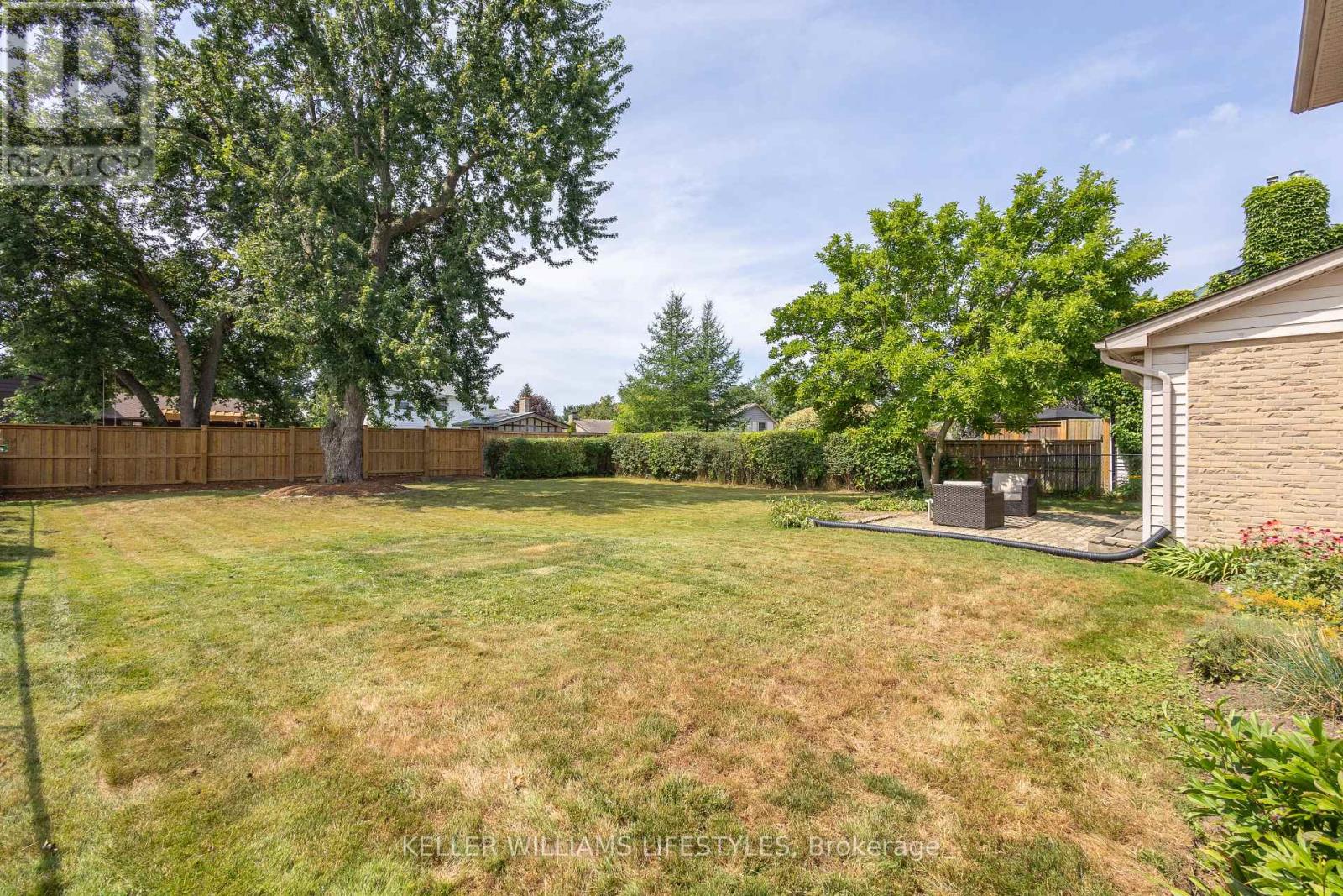 203 MCMASTER COURT - 39