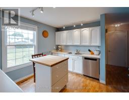 203 Mcmaster Court, London South, ON N6K1J8 Photo 14
