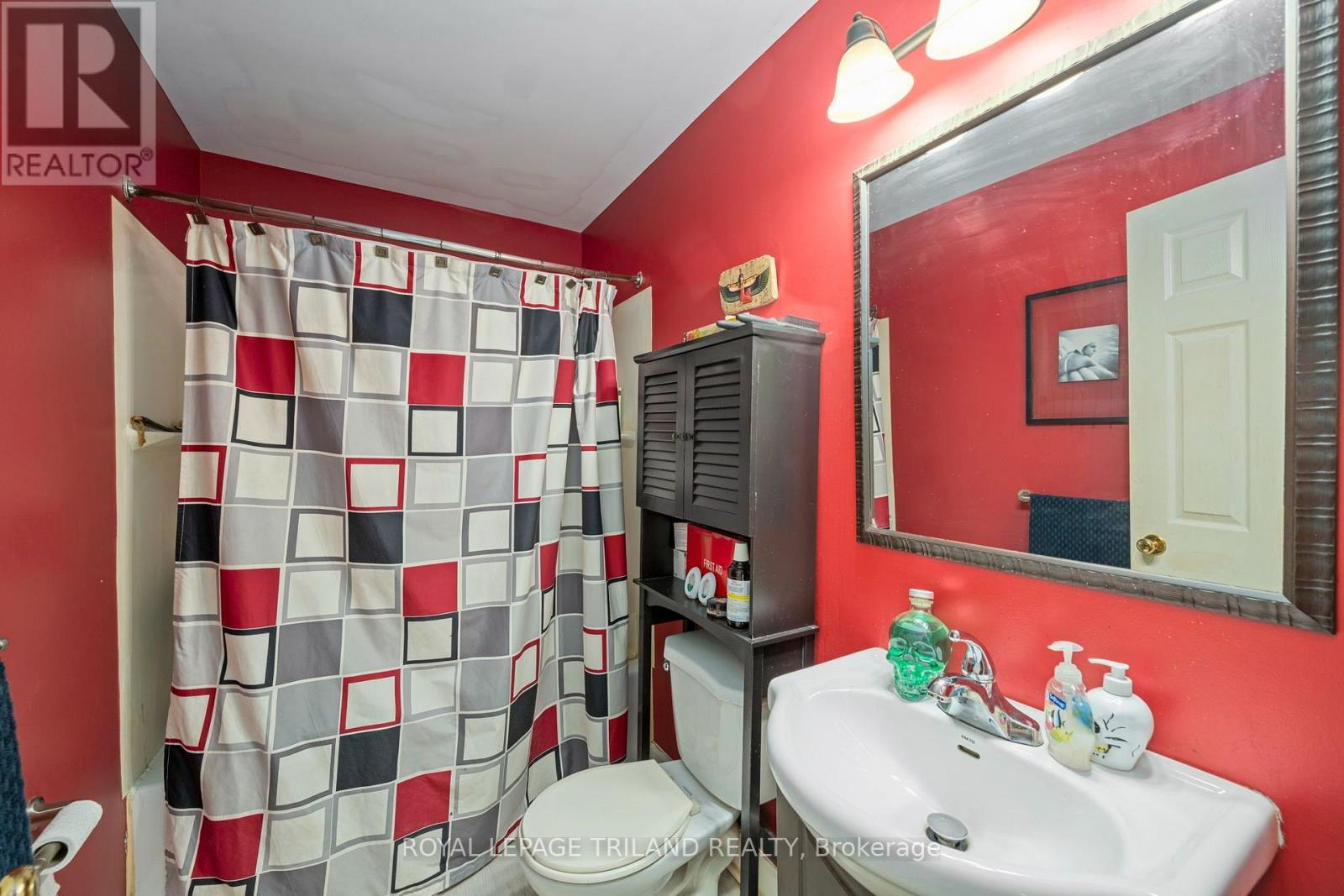 191 ELGIN STREET - 7