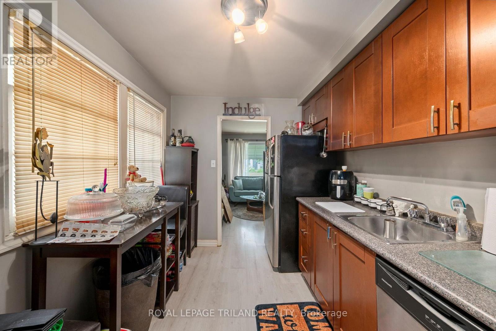 191 ELGIN STREET - 9