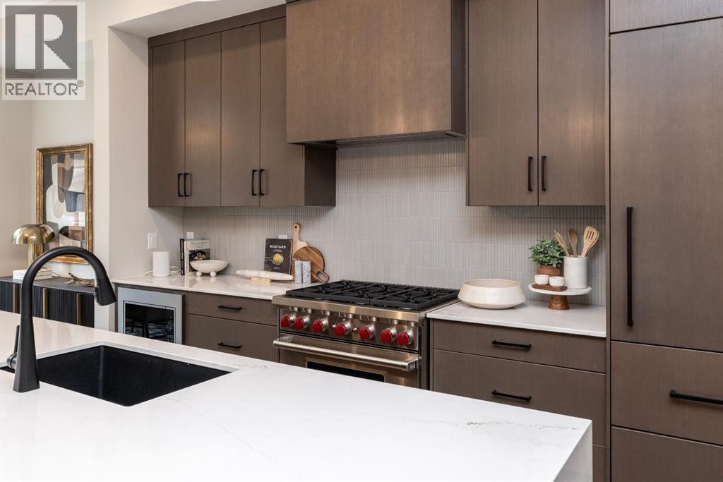 112, 150 Lebel Crescent NW, University District, Calgary photo 1