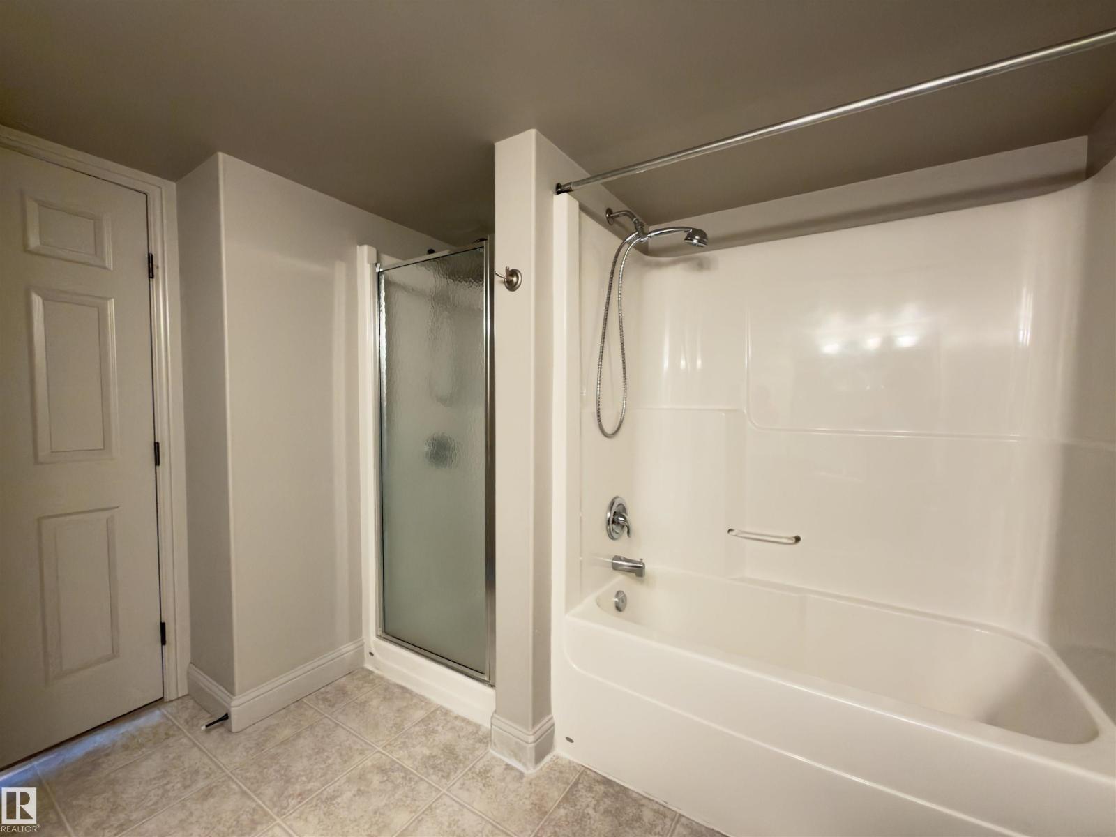 #428 13111 140 AV NW - 23