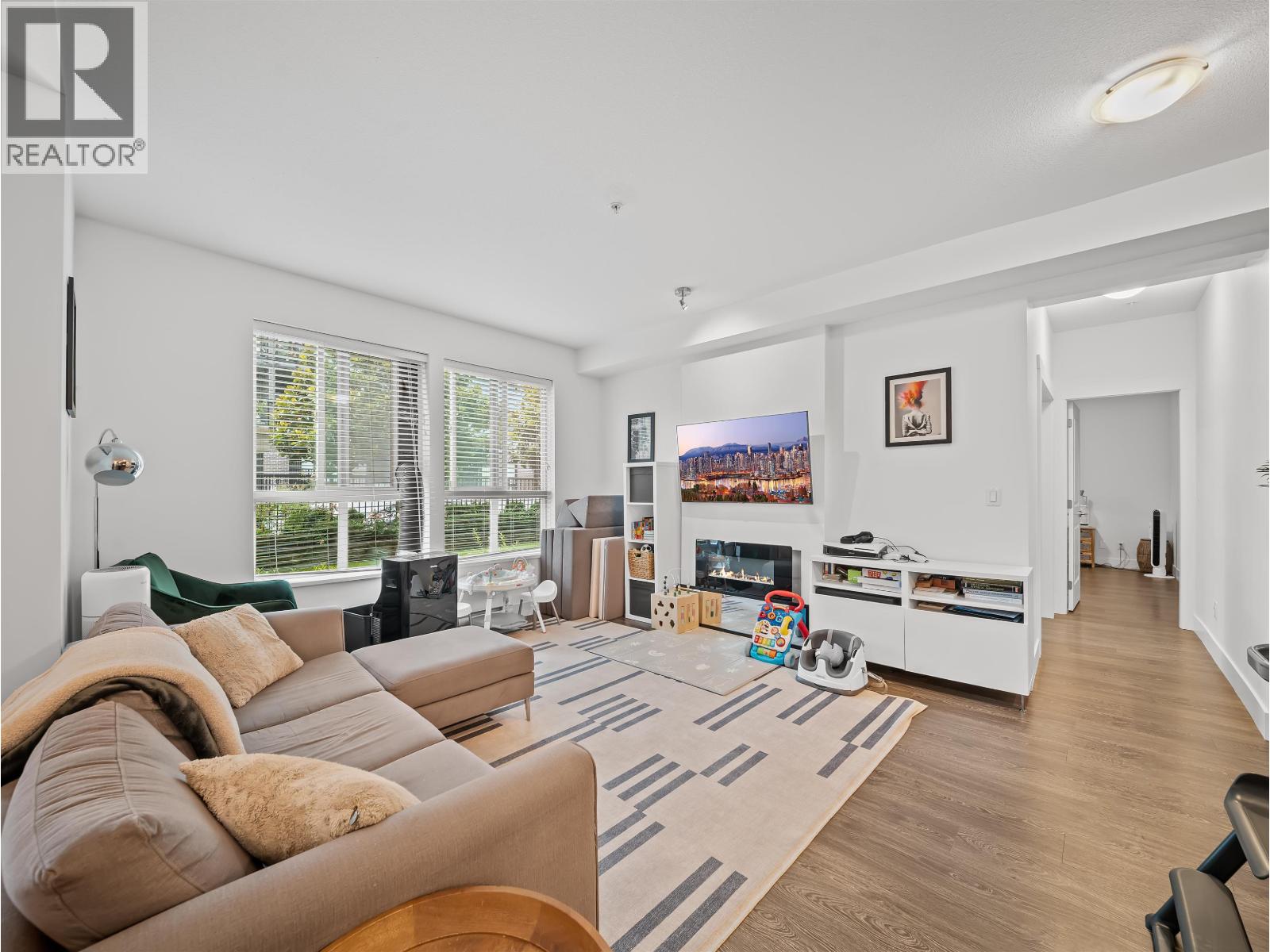 105 2288 WELCHER AVENUE, Port Coquitlam