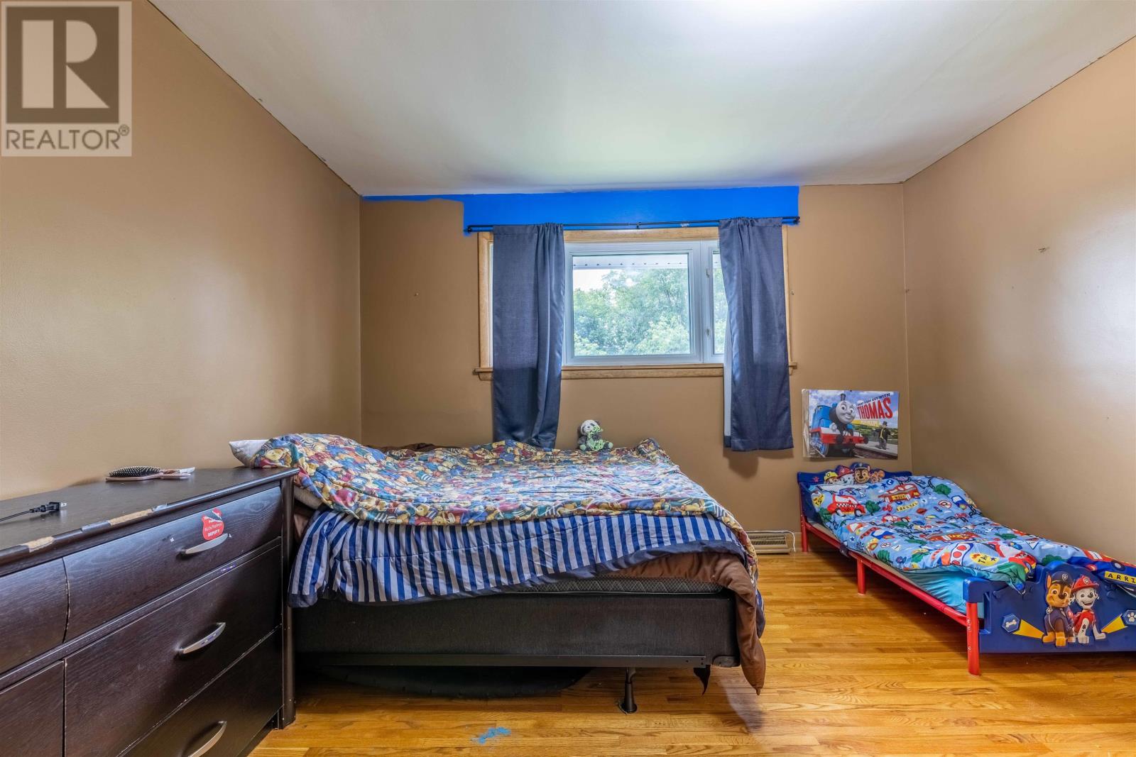 468 Heather CRES - 13