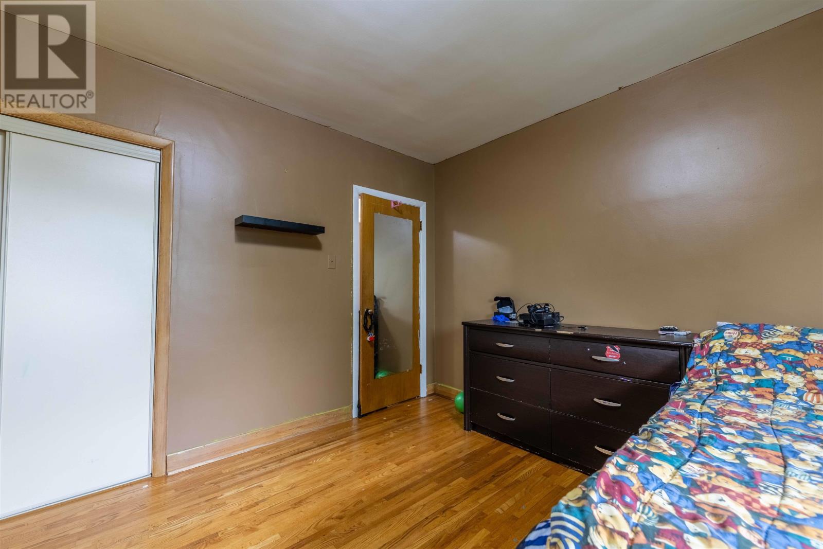 468 Heather CRES - 14