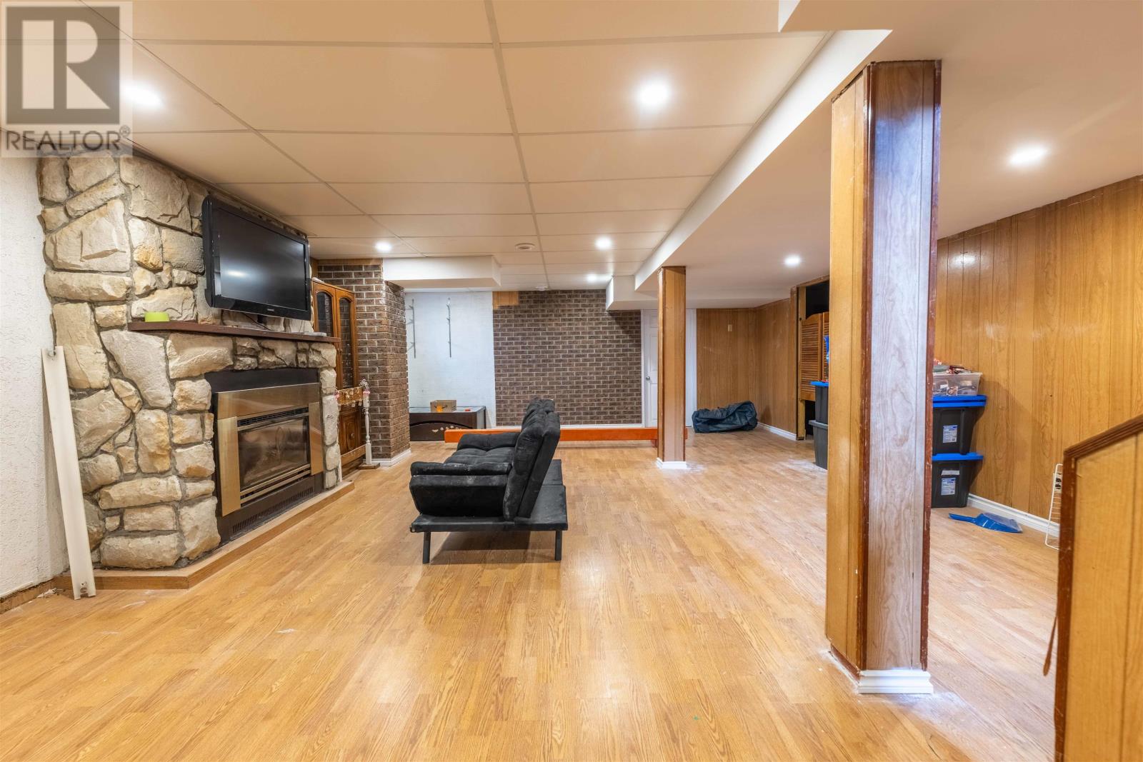 468 Heather CRES - 27