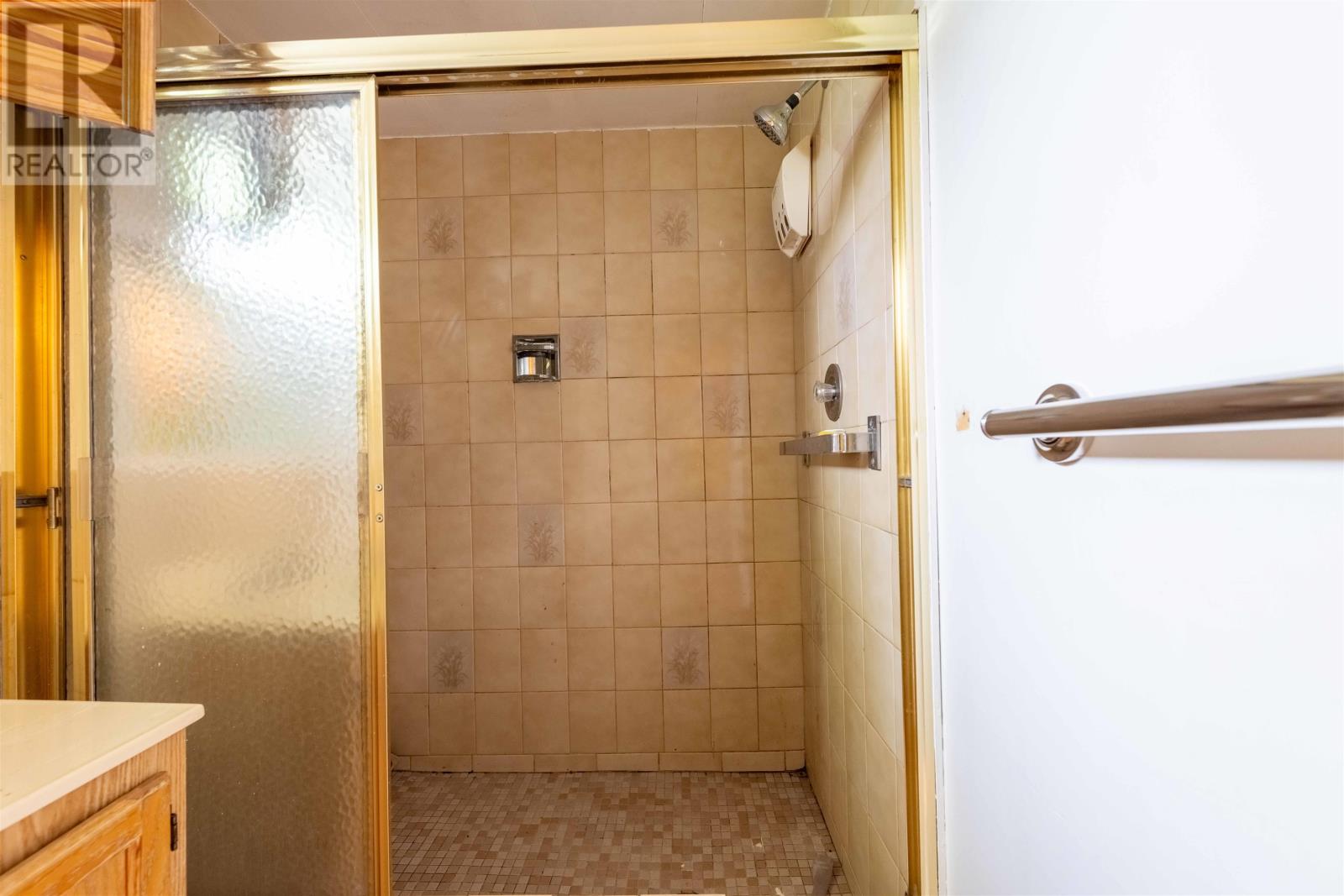 468 Heather CRES - 29