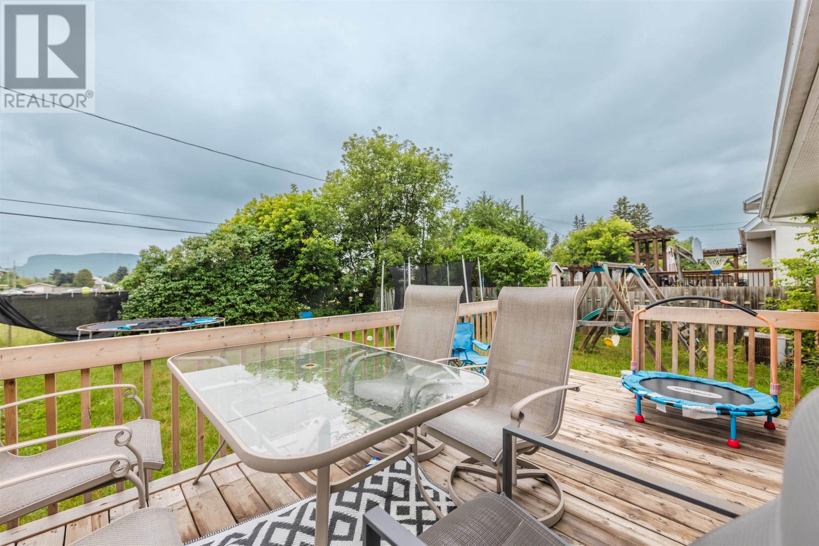 468 Heather CRES - 31