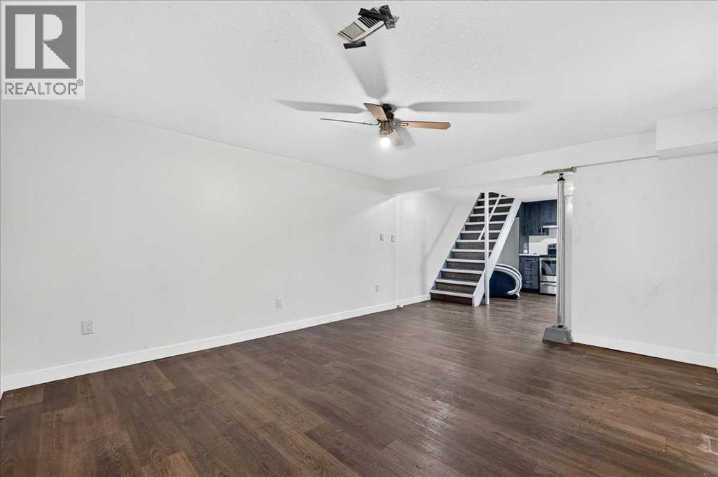 1944 10 Avenue NE - 29