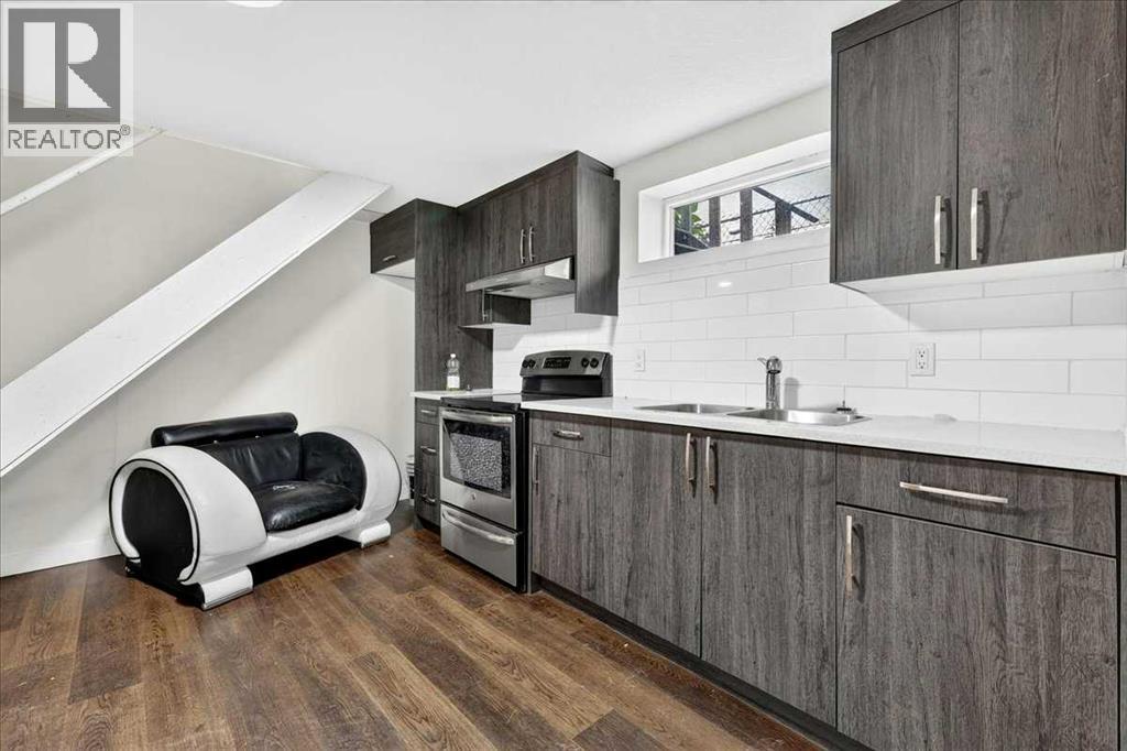 1944 10 Avenue NE - 30