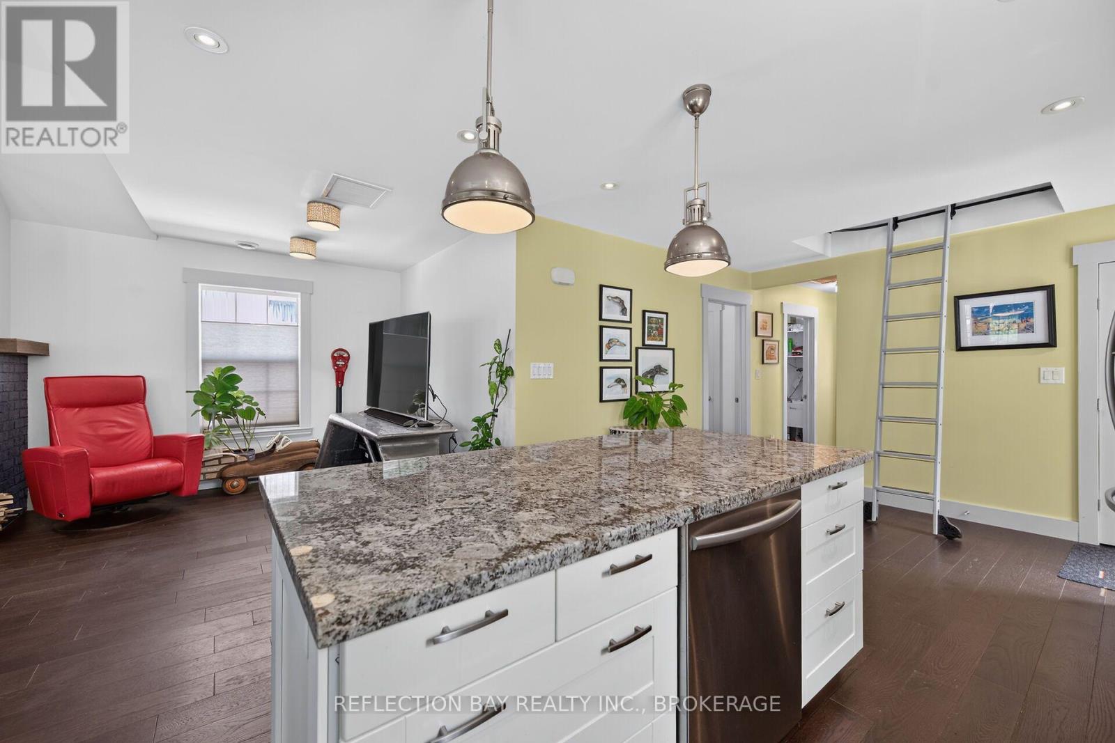 352 SCHOOLEY ROAD - 16