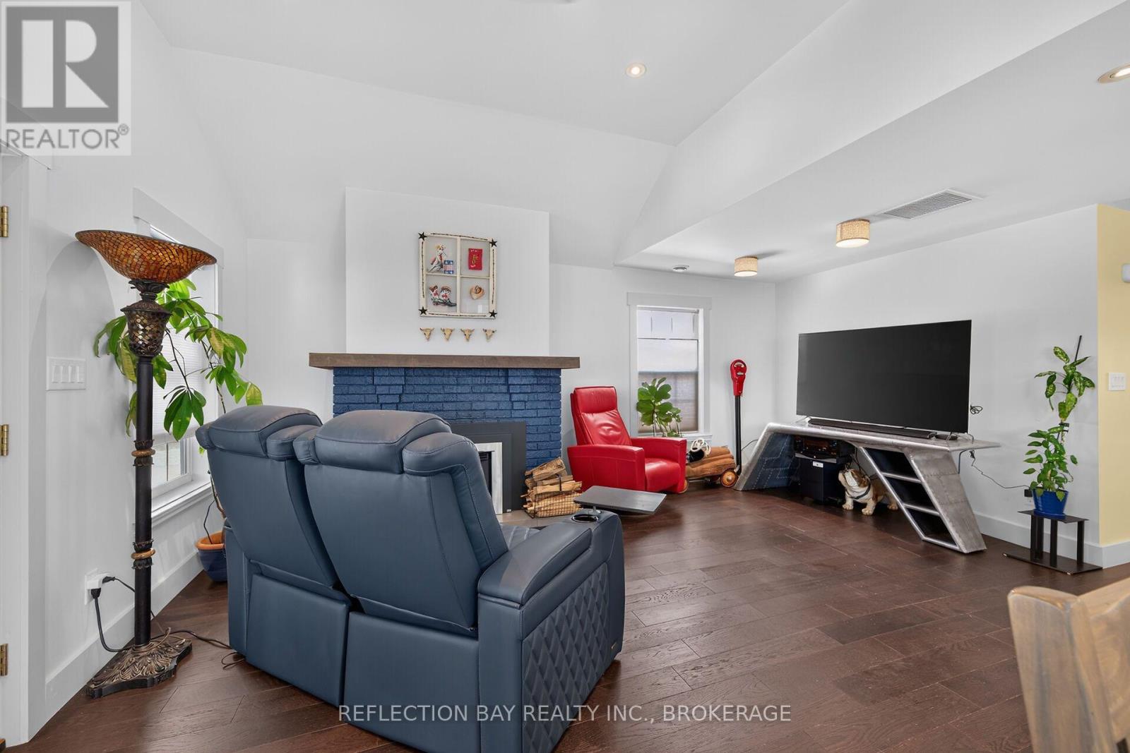 352 SCHOOLEY ROAD - 22