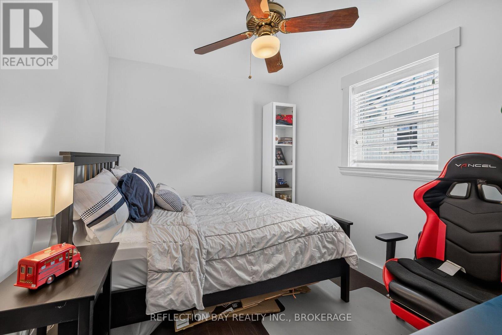 352 SCHOOLEY ROAD - 33