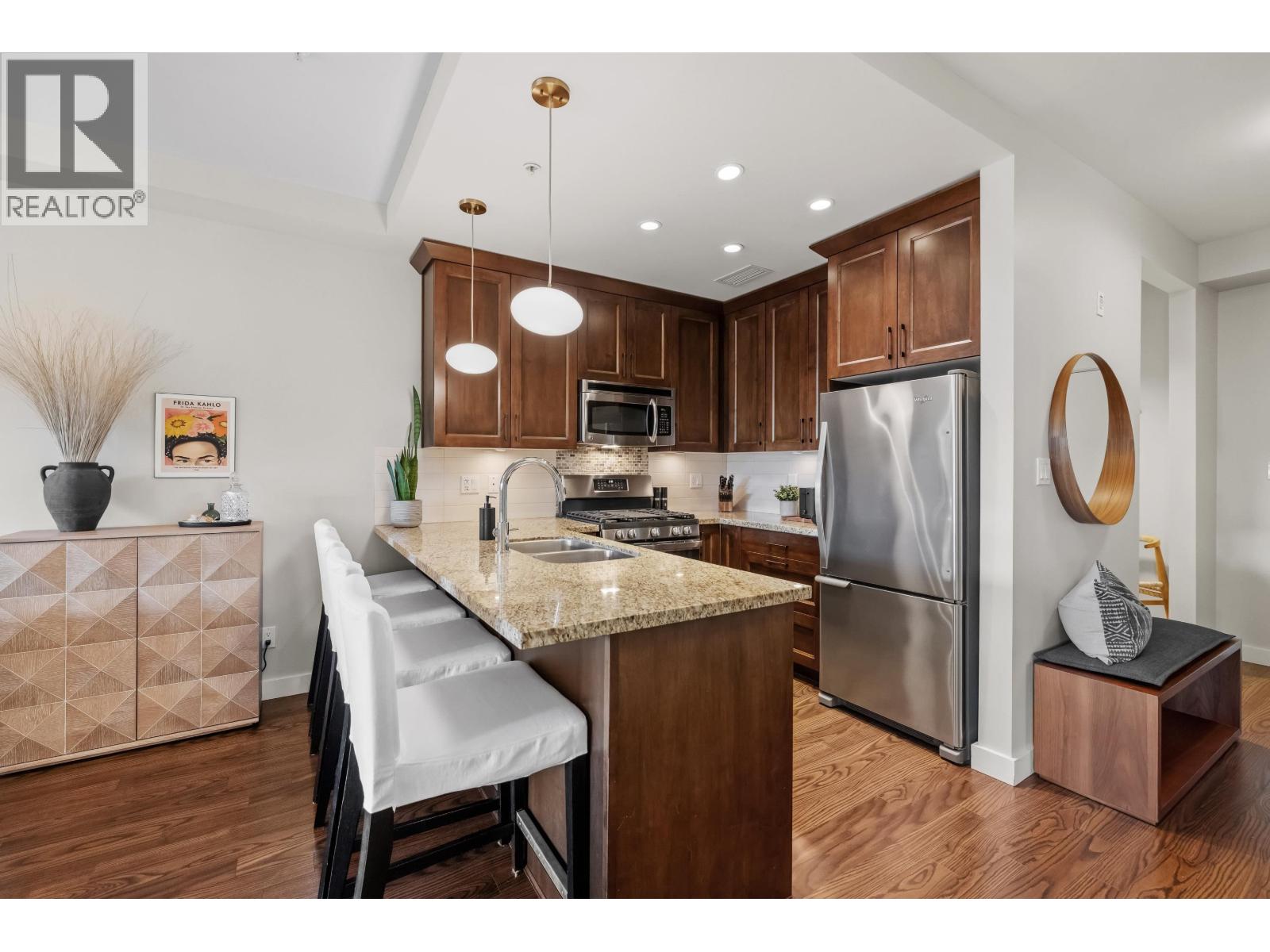 301 5099 SPRINGS BOULEVARD, Delta