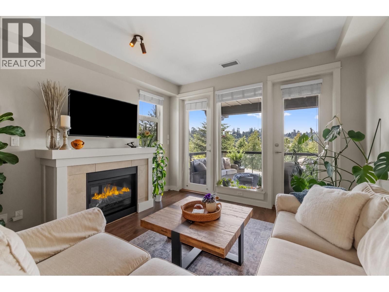 301 5099 SPRINGS BOULEVARD, Delta