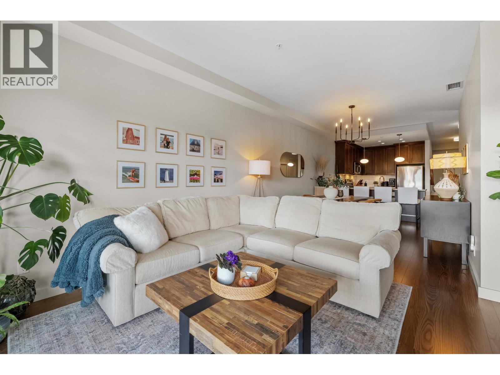 301 5099 SPRINGS BOULEVARD, Delta