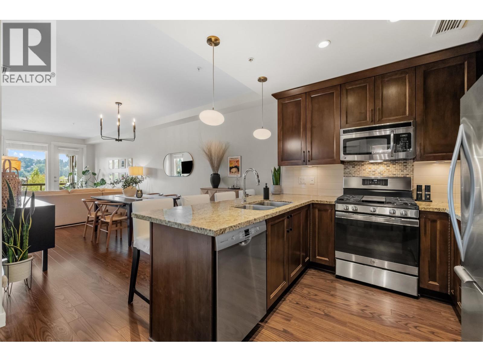 301 5099 SPRINGS BOULEVARD, Delta