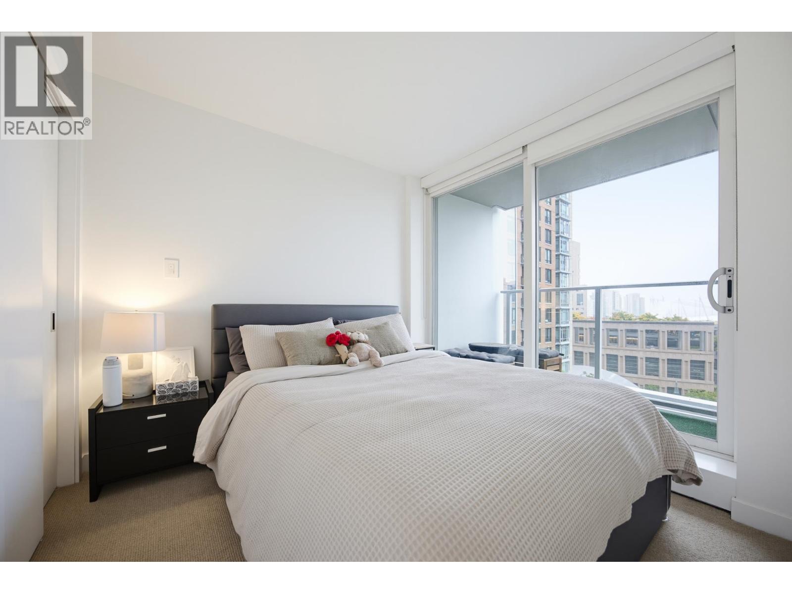 1 Bed, 1 Bath House for Sale in Vancouver – 1711 777 RICHARDS STREET, Vancouver – MLS# R3150866 - Image 11