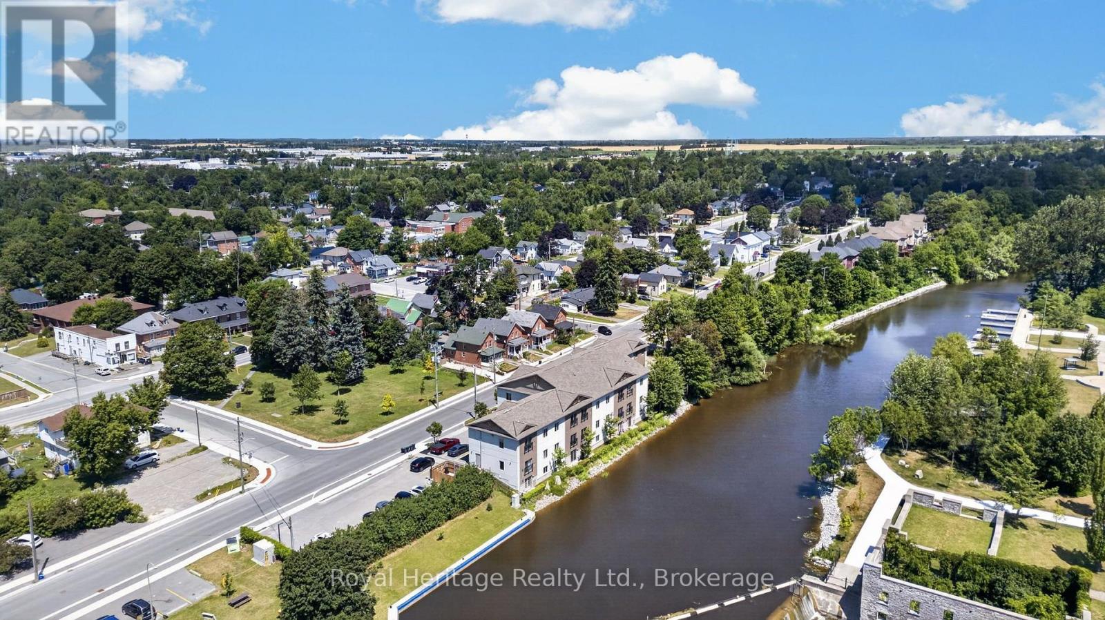 #204 25 KING STREET - Image 3